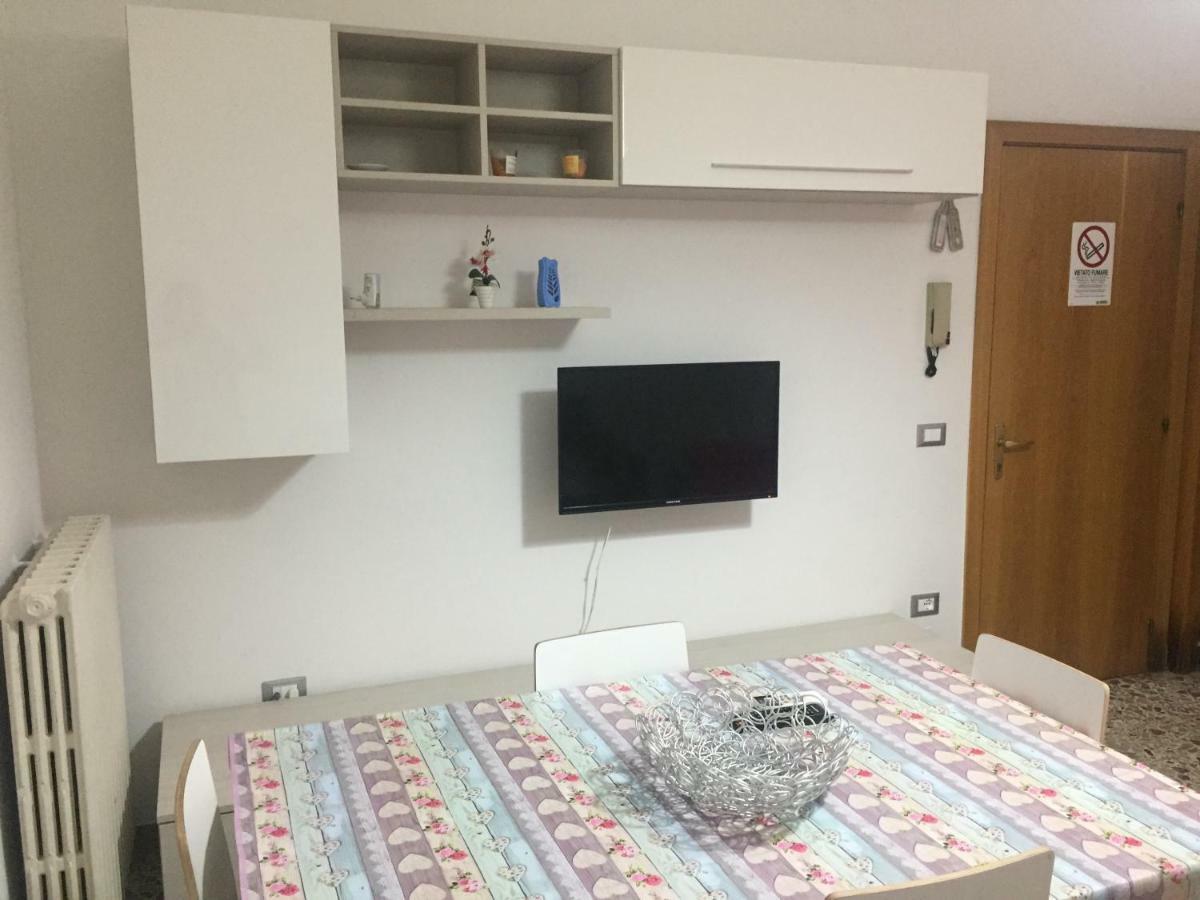 App Sul Lungomare Apartman San Benedetto del Tronto Kültér fotó